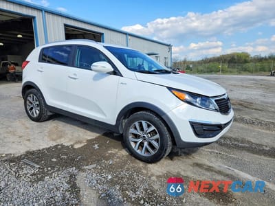 Czwarte zdjęcie samochodu z boku: 2015 KIA SPORTAGE LX VIN:KNDPBCAC8F7732623 - miniatura