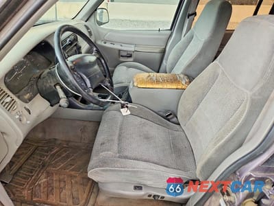 Zdjęcie 7 z 12 samochodu: 1997 FORD EXPLORER VIN:1FMDU34E6VZA96194 - miniatura
