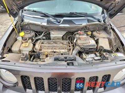 Zdjęcie 11 z 12 samochodu: 2016 JEEP PATRIOT SPORT VIN:1C4NJPBA6GD667188 - miniatura