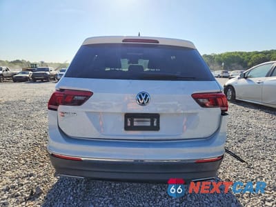 Zdjęcie 6 z 12 samochodu: 2020 VOLKSWAGEN TIGUAN SE VIN:3VV3B7AX3LM068453 - miniatura