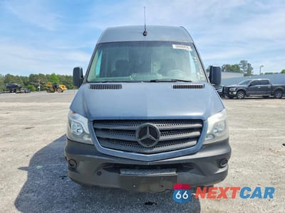 Piąte zdjęcie samochodu w środku: 2018 MERCEDES BENZ SPRINTER 2500 DELIVERY VAN VIN:WD3PE7CD6JP646718 - miniatura