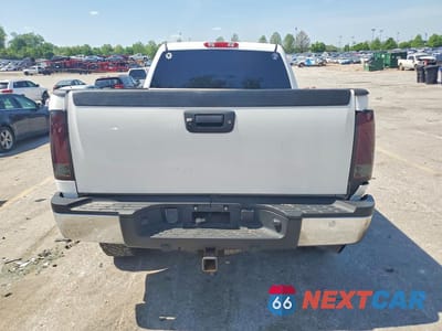 Zdjęcie 6 z 12 samochodu: 2009 GMC SIERRA K2500 SLT VIN:1GTHK63699F171789 - miniatura
