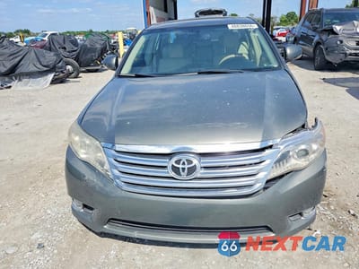 Piąte zdjęcie samochodu w środku: 2011 TOYOTA AVALON LIMITED VIN:4T1BK3DB5BU434681 - miniatura