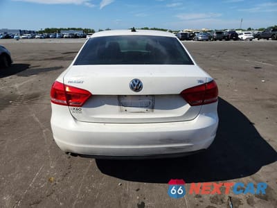 Zdjęcie 6 z 12 samochodu: 2015 VOLKSWAGEN PASSAT S VIN:1VWAT7A37FC050704 - miniatura