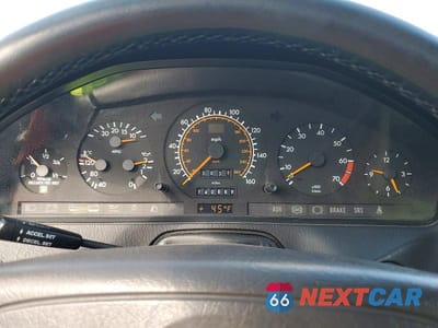 Zdjęcie 9 z 11 samochodu: 1993 MERCEDES-BENZ 500 SL VIN:WDBFA67E3PF072375 - miniatura