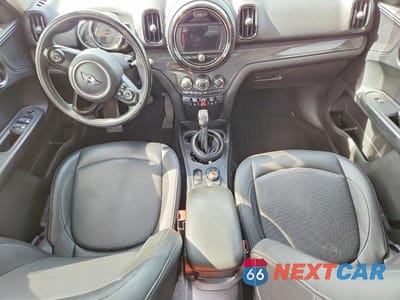 Zdjęcie 8 z 12 samochodu: 2019 MINI COOPER COUNTRYMAN ALL4 VIN:WMZYV5C58K3F57929 - miniatura