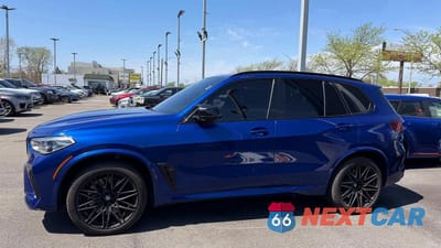 Zdjęcie 6 z 10 samochodu: 2021 BMW X5 M VIN:5YMJU0C09M9E32439 - miniatura