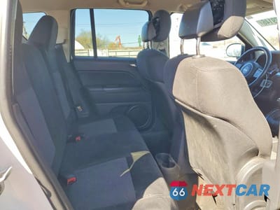 Zdjęcie 11 z 13 samochodu: 2013 JEEP COMPASS LATITUDE VIN:1C4NJDEB8DD280446 - miniatura