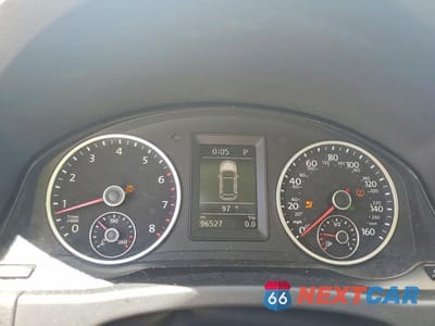 Zdjęcie 9 z 13 samochodu: 2018 VOLKSWAGEN TIGUAN LIMITED VIN:WVGBV7AX6JK000164 - miniatura