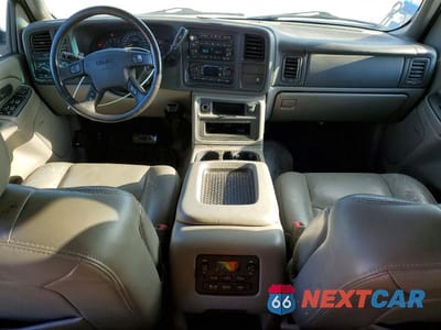Zdjęcie 8 z 13 samochodu: 2006 GMC YUKON XL K1500 VIN:1GKFK16Z96J138482 - miniatura