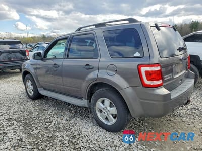 Drugie zdjęcie samochodu z przodu: 2010 FORD ESCAPE XLT VIN:1FMCU9DG8AKB61680 - miniatura
