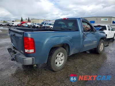 Trzecie zdjęcie samochodu z tyłu: 2011 GMC SIERRA C1500 SLE VIN:1GTN1VE02BZ181769 - miniatura