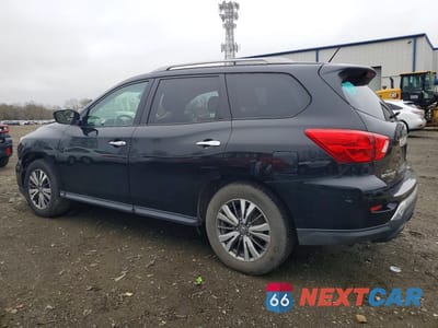 Drugie zdjęcie samochodu z przodu: 2018 NISSAN PATHFINDER S VIN:5N1DR2MM6JC629371 - miniatura