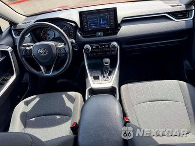 Zdjęcie 9 z 14 samochodu: 2020 TOYOTA RAV4 XLE VIN:2T3P1RFV0LW100800 - miniatura