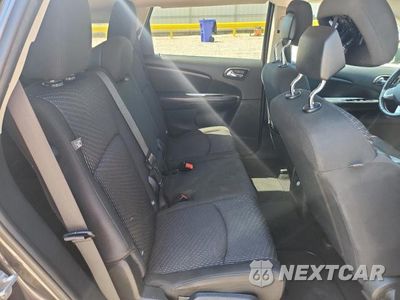 Zdjęcie 11 z 13 samochodu: 2017 DODGE JOURNEY SE VIN:3C4PDCAB5HT504837 - miniatura