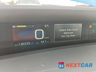 Zdjęcie 9 z 14 samochodu: 2019 TOYOTA PRIUS XLE AWD-E VIN:JTDL9RFU1K3002049 - miniatura