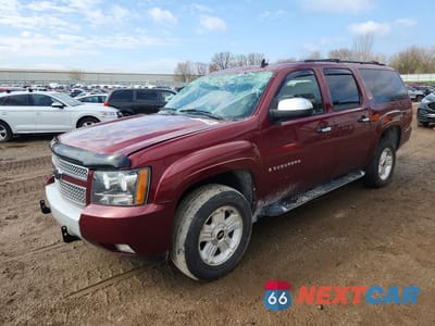 2008 CHEVROLET SUBURBAN K1500 LS 3GNFK16368G301706 - główne zdjęcie licytacji z USA - miniatura