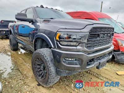 Czwarte zdjęcie samochodu z boku: 2022 RAM 2500 LIMITED VIN:3C6UR5SL6NG165556 - miniatura