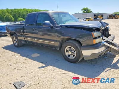 Czwarte zdjęcie samochodu z boku: 2004 CHEVROLET SILVERADO C1500 VIN:2GCEC19TX41255281 - miniatura