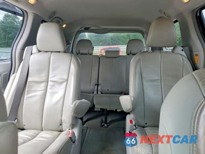 Zdjęcie 10 z 13 samochodu: 2014 TOYOTA SIENNA XLE 7-PASSENGER VIN:5TDDK3DC5ES082281 - miniatura