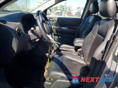 Zdjęcie 7 z 12 samochodu: 2015 JEEP COMPASS LATITUDE VIN:1C4NJCEA8FD110656 - miniatura