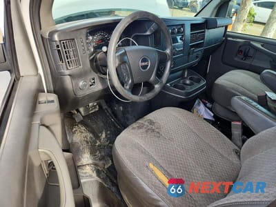 Zdjęcie 8 z 13 samochodu: 2015 GMC SAVANA G2500 UTILITY / SERVICE VAN VIN:1GTW7FCF1F1906864 - miniatura
