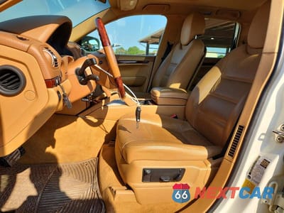 Zdjęcie 7 z 14 samochodu: 2009 PORSCHE CAYENNE VIN:WP1AA29P69LA08000 - miniatura