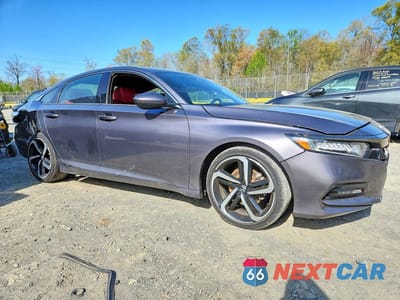 Czwarte zdjęcie samochodu z boku: 2019 HONDA ACCORD SPORT VIN:1HGCV1E36KA108368 - miniatura