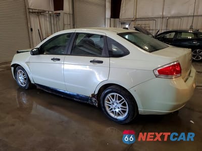 Drugie zdjęcie samochodu z przodu: 2010 FORD FOCUS SE VIN:1FAHP3FN7AW115931 - miniatura