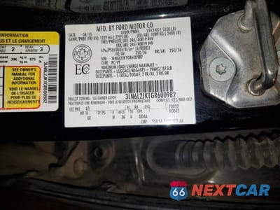 Zdjęcie 13 z 13 samochodu: 2016 LINCOLN MKZ VIN:3LN6L2JK1GR600982 - miniatura