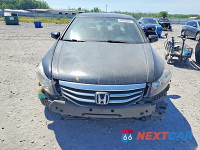 Piąte zdjęcie samochodu w środku: 2011 HONDA ACCORD LX VIN:1HGCP2F37BA155102 - miniatura