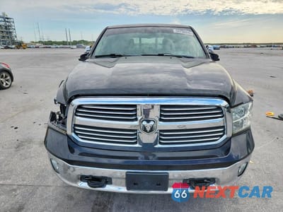 Piąte zdjęcie samochodu w środku: 2015 RAM 1500 SLT VIN:1C6RR7LM2FS518748 - miniatura