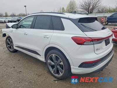 Drugie zdjęcie samochodu z przodu: 2024 AUDI Q4 E-TRON PREMIUM PLUS VIN:WA1LUBFZ7RP064859 - miniatura