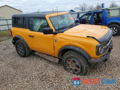 Czwarte zdjęcie samochodu z boku: 2022 FORD BRONCO BASE VIN:1FMDE5AP7NLB78839 - miniatura