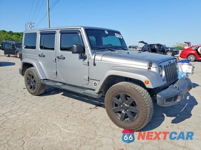 Czwarte zdjęcie samochodu z boku: 2013 JEEP WRANGLER UNLIMITED SAHARA VIN:1C4BJWEG7DL662953 - miniatura