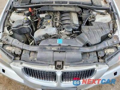Zdjęcie 11 z 12 samochodu: 2006 BMW 325 I VIN:WBAVB13556PT24328 - miniatura
