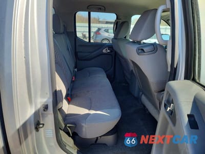 Zdjęcie 10 z 11 samochodu: 2010 NISSAN FRONTIER SE V6 VIN:1N6AD0EV9AC447002 - miniatura