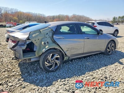 Trzecie zdjęcie samochodu z tyłu: 2025 HYUNDAI ELANTRA SEL SPORT VIN:KMHLM4DG7SU885742 - miniatura