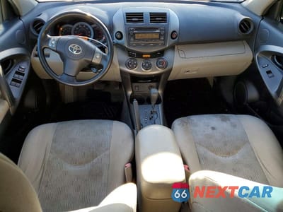 Zdjęcie 8 z 12 samochodu: 2012 TOYOTA RAV4 BASE VIN:2T3BF4DV4CW182418 - miniatura