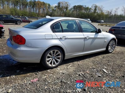 Trzecie zdjęcie samochodu z tyłu: 2011 BMW 328 XI VIN:WBAPK7G57BNN86928 - miniatura