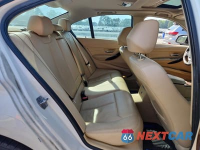 Zdjęcie 10 z 12 samochodu: 2015 BMW 328 I VIN:WBA3A5C50FF607730 - miniatura