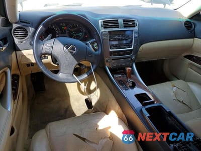 Zdjęcie 8 z 12 samochodu: 2007 LEXUS IS 250 VIN:JTHBK262X75032523 - miniatura