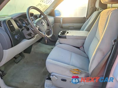 Zdjęcie 7 z 11 samochodu: 2008 GMC SIERRA C1500 VIN:3GTEC13J58G257704 - miniatura