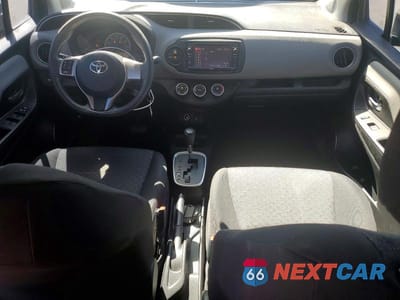 Zdjęcie 8 z 12 samochodu: 2016 TOYOTA YARIS 5-DOOR LE VIN:VNKKTUD39GA056963 - miniatura