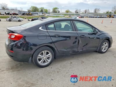 Trzecie zdjęcie samochodu z tyłu: 2018 CHEVROLET CRUZE LT VIN:1G1BE5SM5J7134544 - miniatura