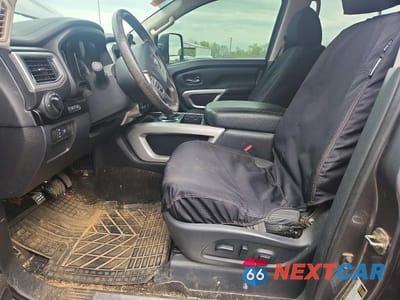 Zdjęcie 7 z 12 samochodu: 2018 NISSAN TITAN XD SV VIN:1N6BA1F4XJN546201 - miniatura