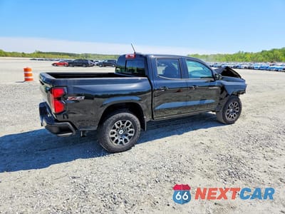 Trzecie zdjęcie samochodu z tyłu: 2026 CHEVROLET COLORADO Z71 VIN:1GCPTDEK7T1118357 - miniatura