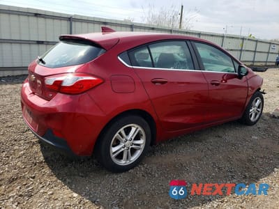 Trzecie zdjęcie samochodu z tyłu: 2017 CHEVROLET CRUZE LT VIN:3G1BE6SM0HS595457 - miniatura