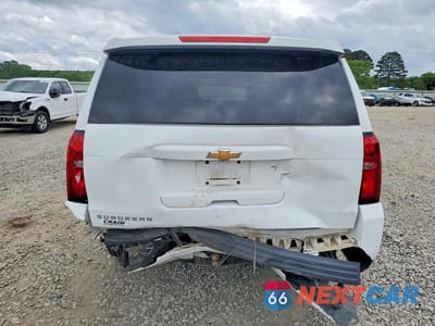 Zdjęcie 6 z 13 samochodu: 2018 CHEVROLET SUBURBAN K1500 LT VIN:1GNSKHKC7JR333230 - miniatura