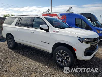 Czwarte zdjęcie samochodu z boku: 2022 CHEVROLET SUBURBAN K1500 Z71 VIN:1GNSKDKD1NR283397 - miniatura